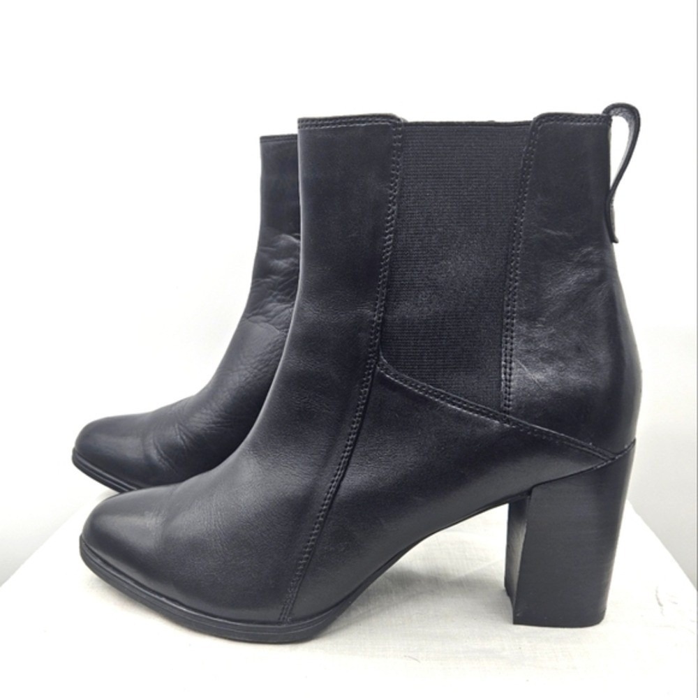 Clarks Artisan Desert Black Leather Chelsea Block Heel Ankle Boots Women Sz 10